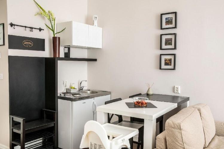 Home Living Dream Apartments Novi Sad Extérieur photo